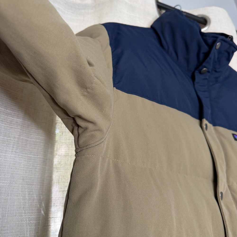 Patagonia Bivy Down Jacket Quilted Colorblock Tan Navy Men's Size M STY28321 - Picture 5 of 11